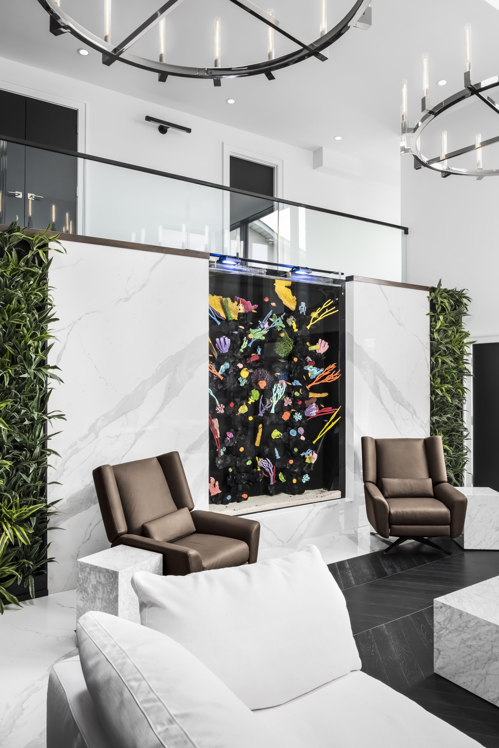 Modern Astoria sitting room with patterned wall panels