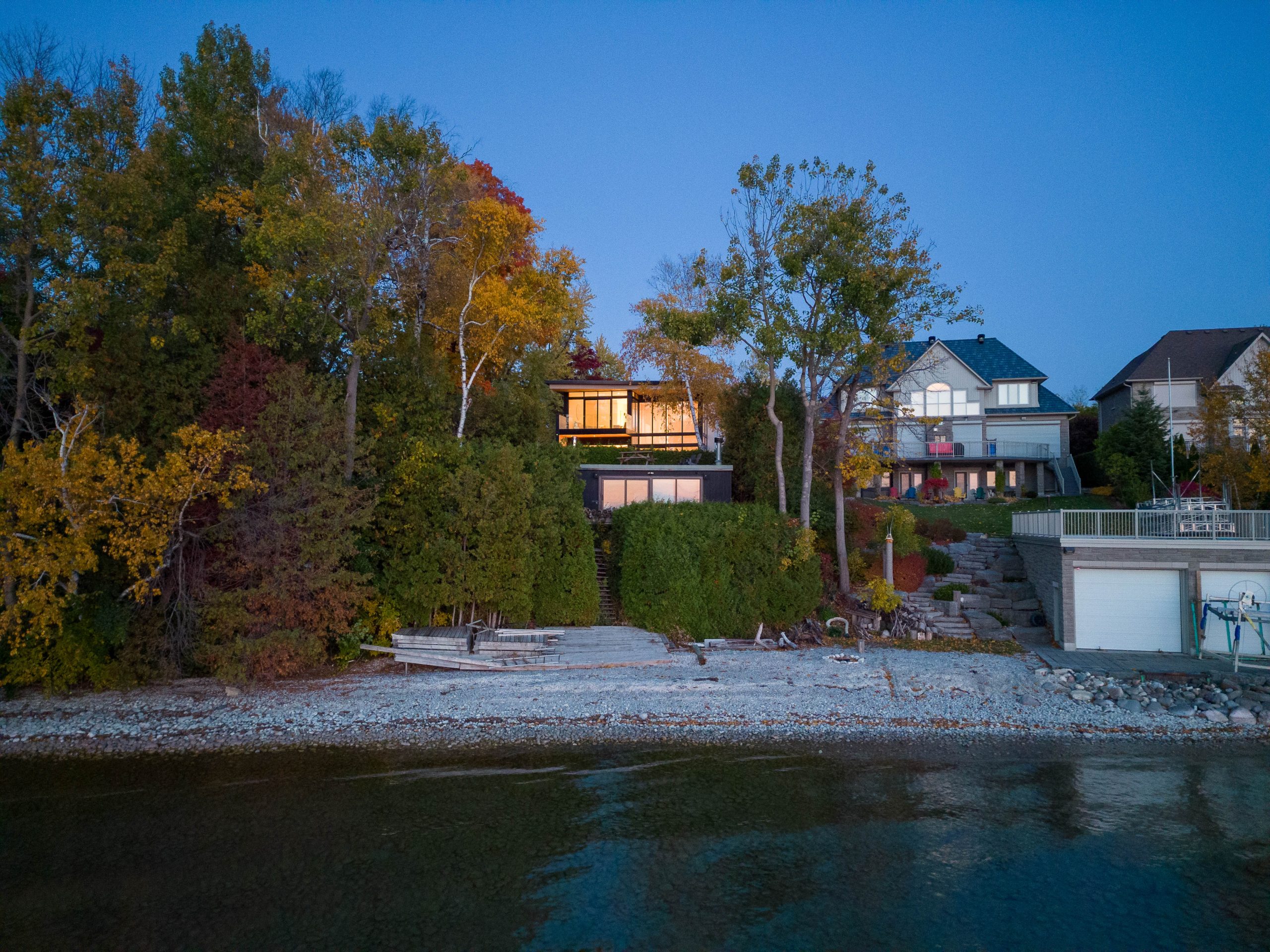 Modern Lakehouse architectural rendering, view 5