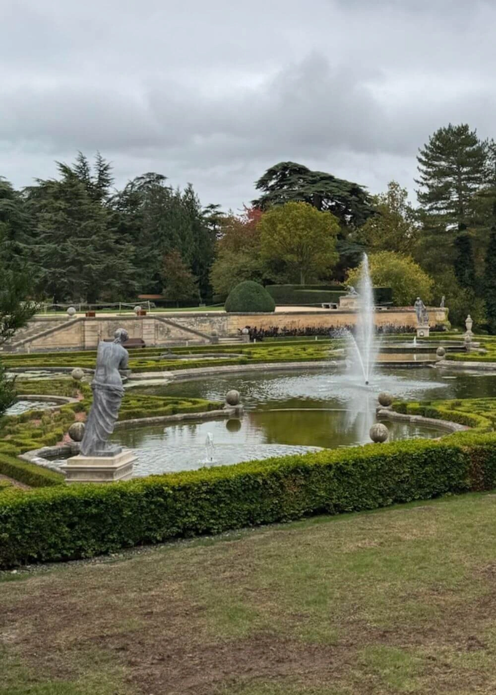 Fountains and statues in the water gardens